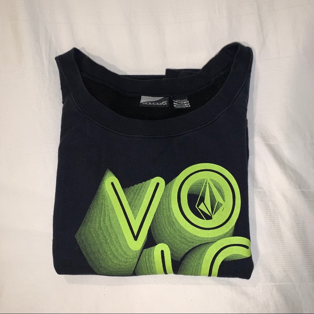 ✨VOLCOM CREW NECK✨